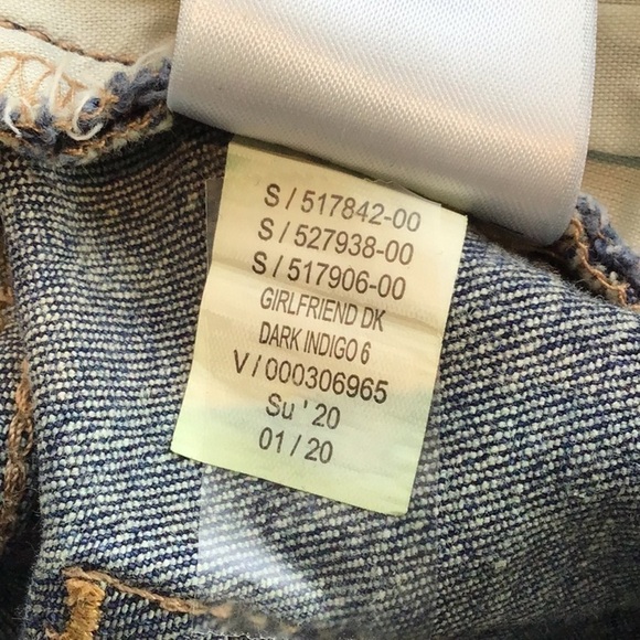 GAP Denim Girlfriend Dark Indigo Mid-Rise Tapered Leg Denim Jeans 0/25 - Picture 8 of 8